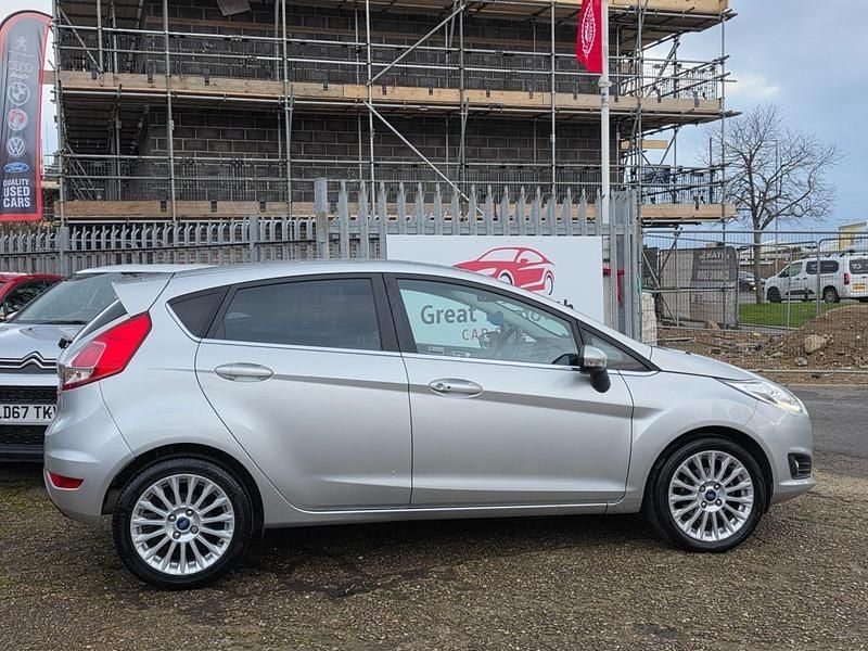 Used Ford Fiesta Titanium 2014 Silver Hatchback