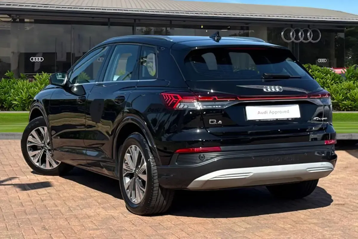 Used Audi Q4 e-tron Sport 150 kW (204 HP) 2025 Black SUV