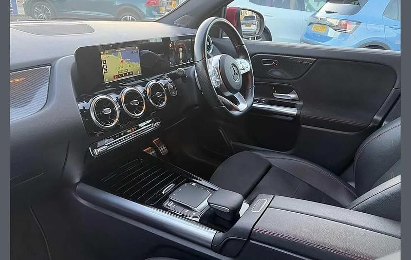 Used Mercedes GLA200 AMG line 163 HP (119 kW) 2021 Red SUV