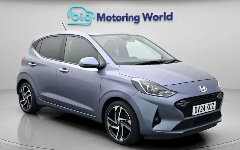 Used Hyundai i10 Premium 67 HP (49 kW) 2023 Hatchback