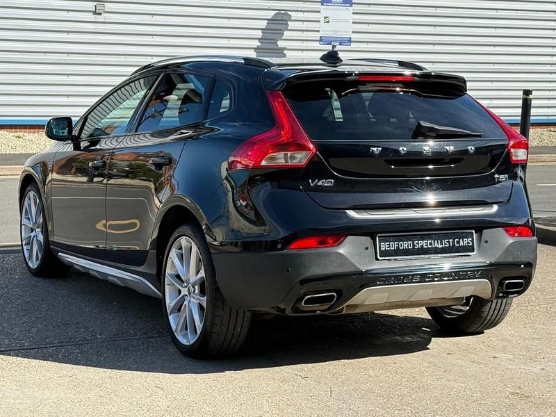 Used Volvo V40 Pro 2017 Black Hatchback