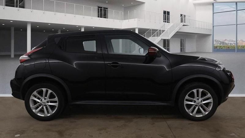 Used Nissan Juke Acenta Premium 117 HP (86 kW) 2015 Deep black pearl SUV