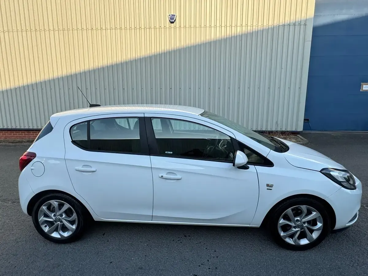 Used Vauxhall Corsa S 2016 White Hatchback