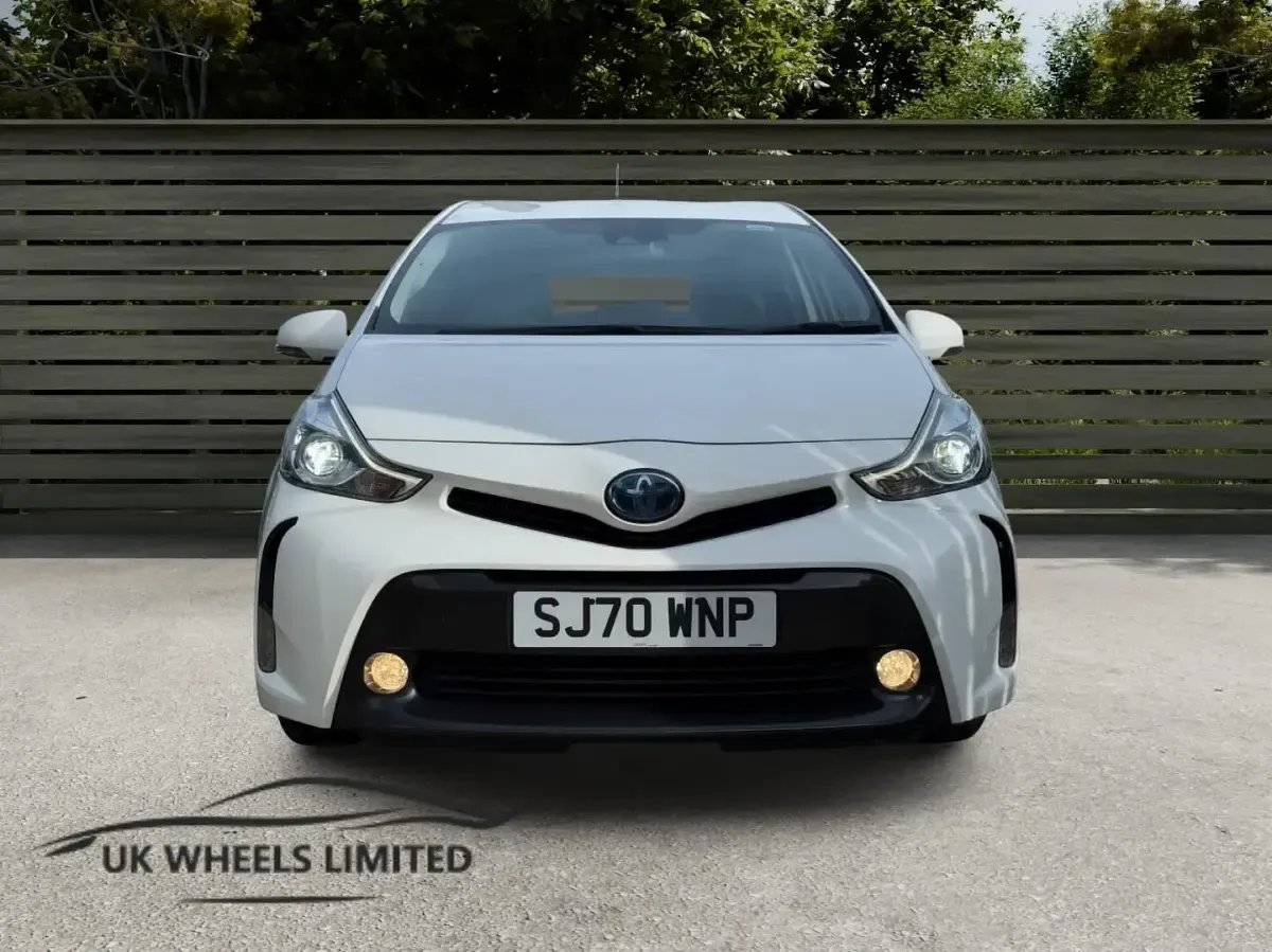 Usado Toyota Prius+ 2021 Branco Monovolume