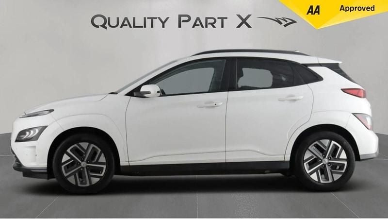 Used Hyundai Kona Premium 150 kW (204 HP) 2021 White SUV