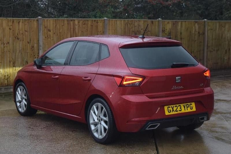 Used Seat Ibiza FR 94 HP (69 kW) 2023 Red Hatchback
