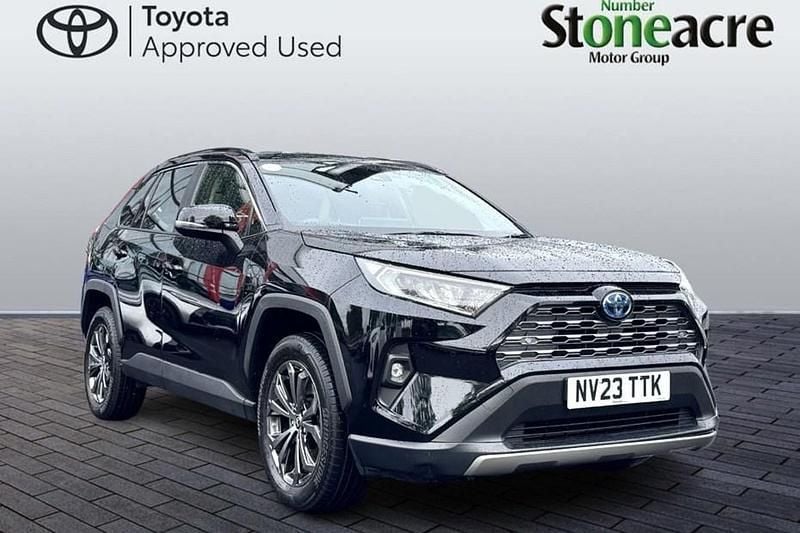 Black Used 2023 Toyota RAV4 Hybrid Design SUV | £26,995 (Good price) - Image 1/1