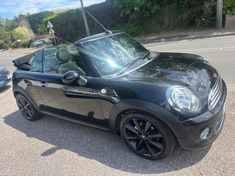 Black Used 2012 Mini ONE Hatchback | £3,995 (Fair price) - Image 1/4