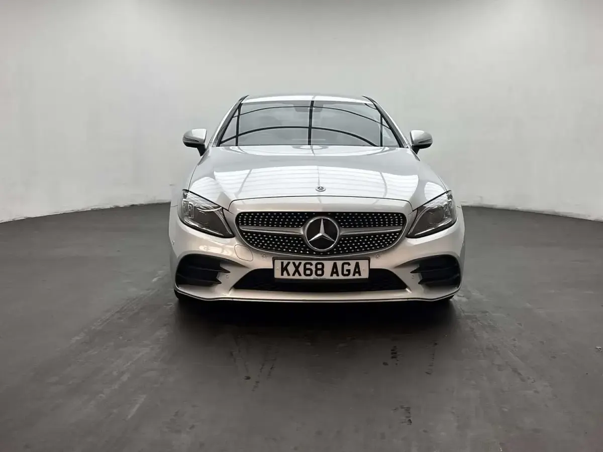 Used Mercedes C300 AMG Line Premium 258 HP (189 kW) 2019 Silver Coupe