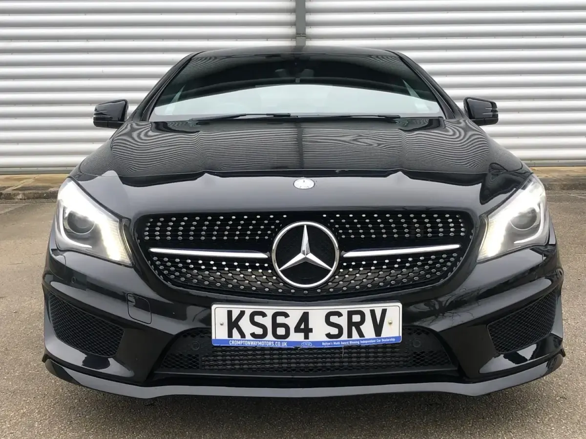 Usado Mercedes CLA220 AMG 2014 Preto Sedan