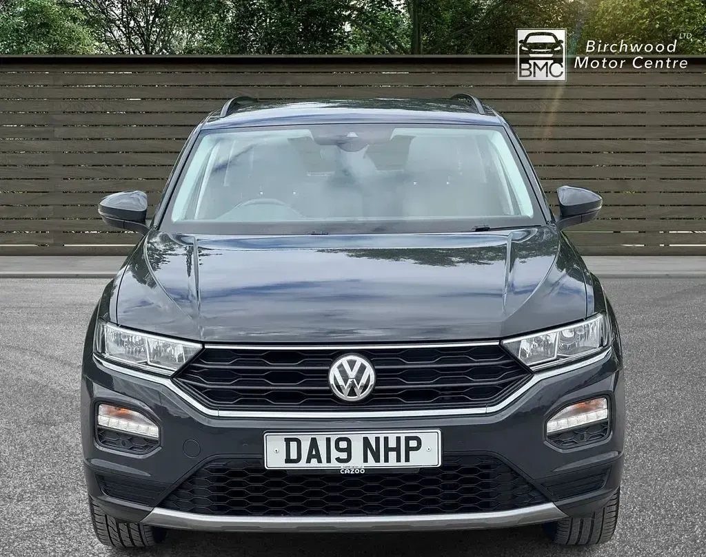 Used VW T-Roc SE 115 HP (84 kW) 2019 Grey SUV