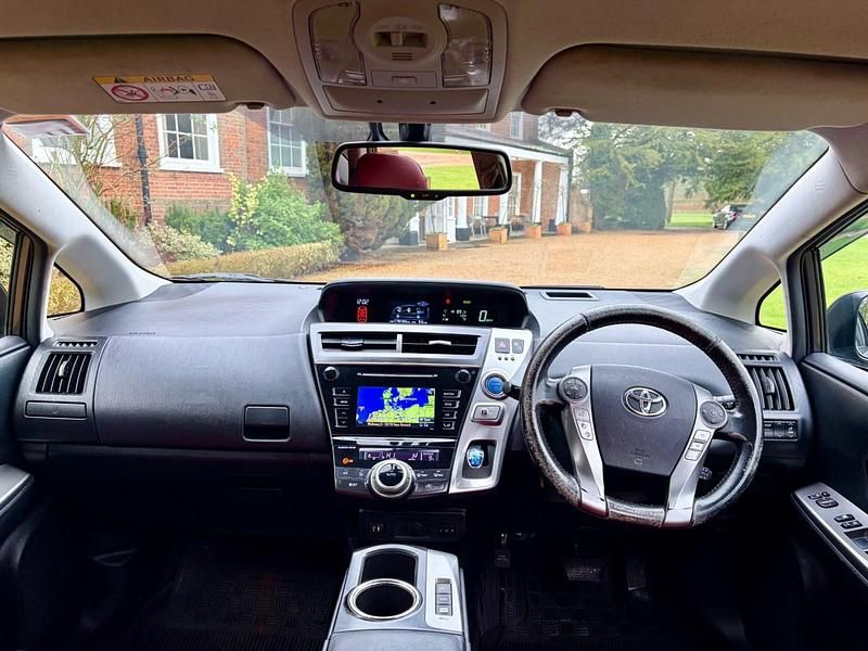 Usado Toyota Prius+ Plus 2016 Cinzento Monovolume