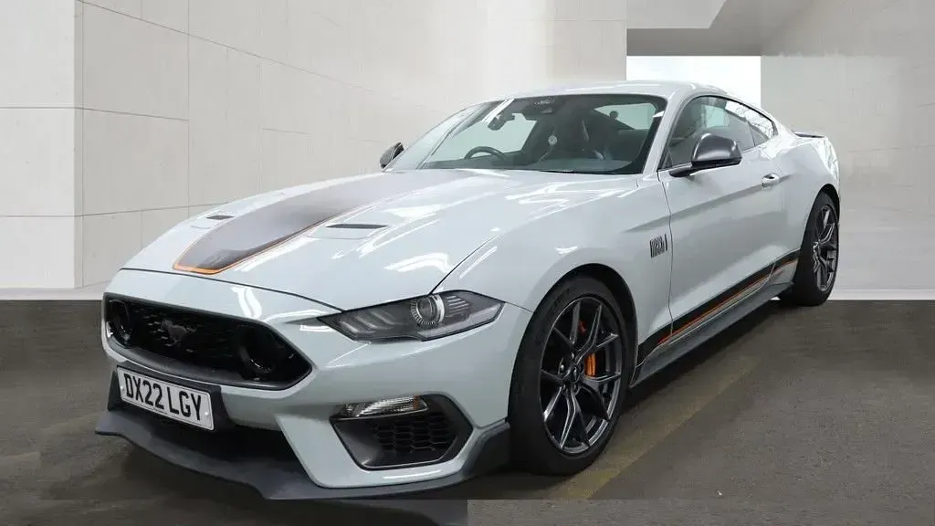 Used Ford Mustang Fastback 460 HP (338 kW) 2022 Silver Coupe