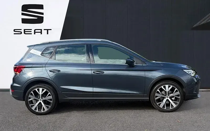Used Seat Arona Xperience Lux 110 HP (80 kW) 2023 Grey SUV