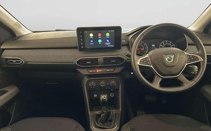 Begagnad Dacia Sandero Comfort 91 HK (66 kW) 2022 Grå Halvkombi