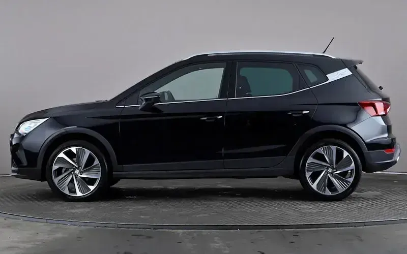 Used Seat Arona FR Sport 110 HP (80 kW) 2023 Black SUV