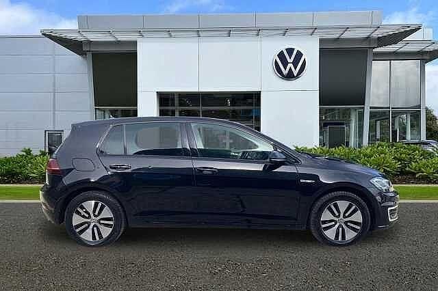 Used VW e-Golf 99 kW (135 HP) 2019 Black Hatchback