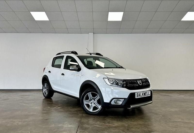 White Used 2021 Dacia Sandero Comfort Hatchback | £9,000 (Fair price) - Image 1/4