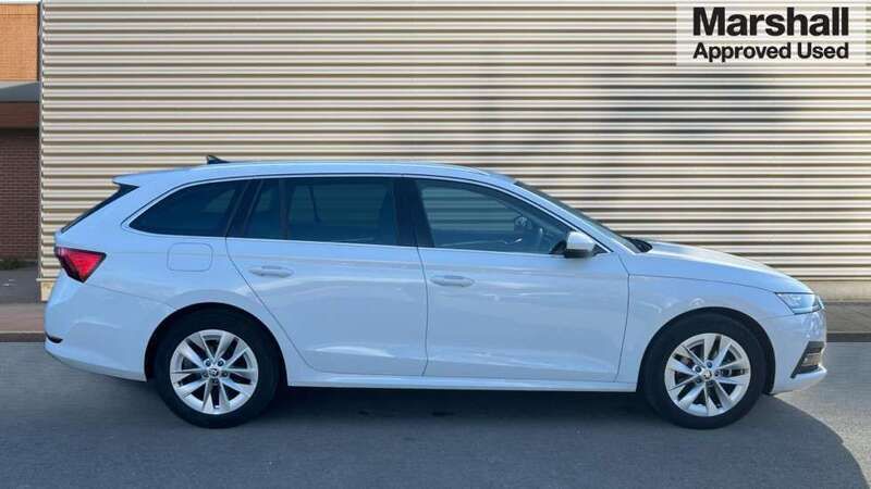 Used Skoda Octavia SE L 150 HP (110 kW) 2024 White Estate