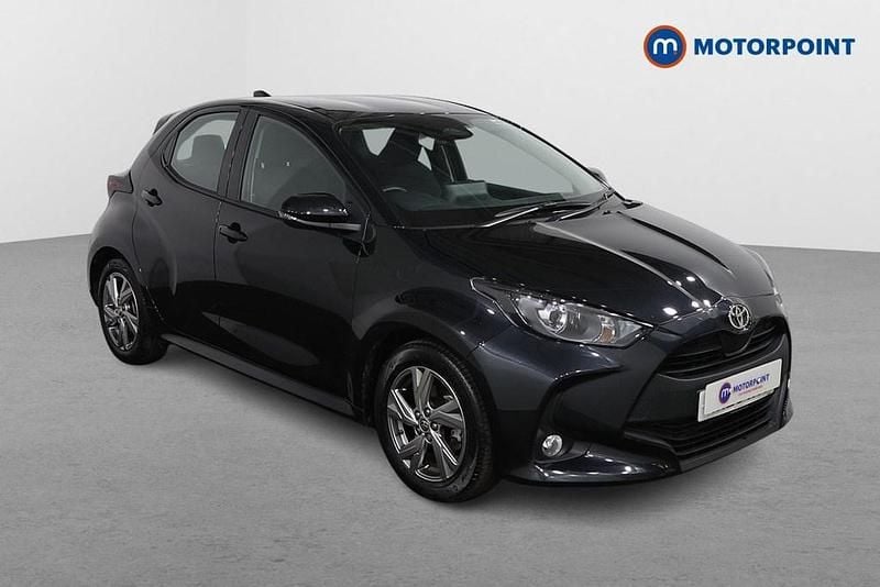 Used Toyota Yaris Hybrid 116 HP (85 kW) 2025 Black Hatchback
