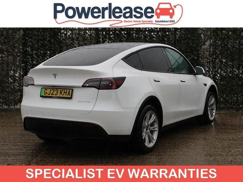 Used Tesla Model Y Long Range AWD 282 kW (384 HP) 2023 White SUV