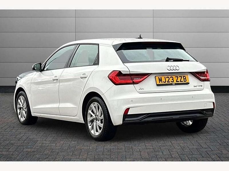 Used Audi A1 Sport 110 HP (80 kW) 2023 White Hatchback