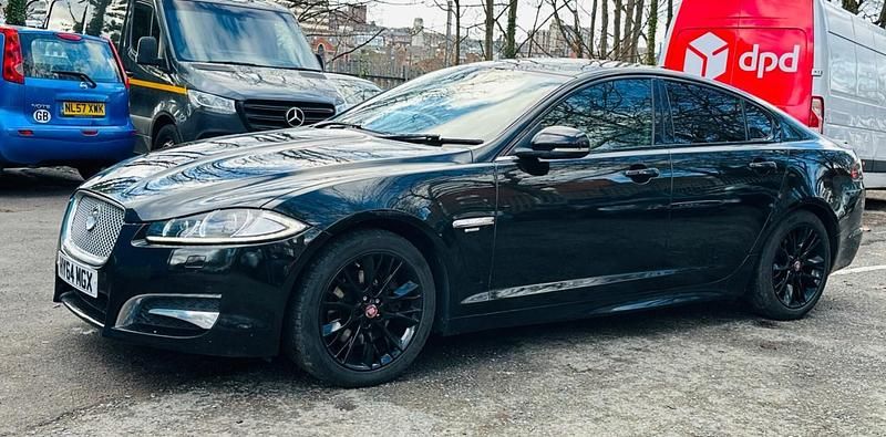 Used Jaguar XF R-Sport 200 HP (147 kW) 2014 Black Sedan