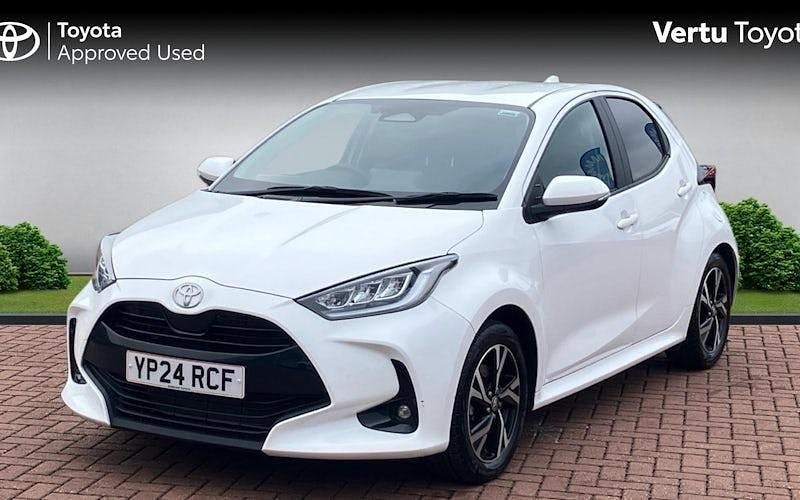 Used Toyota Yaris Hybrid Design 116 HP (85 kW) 2026 Hatchback