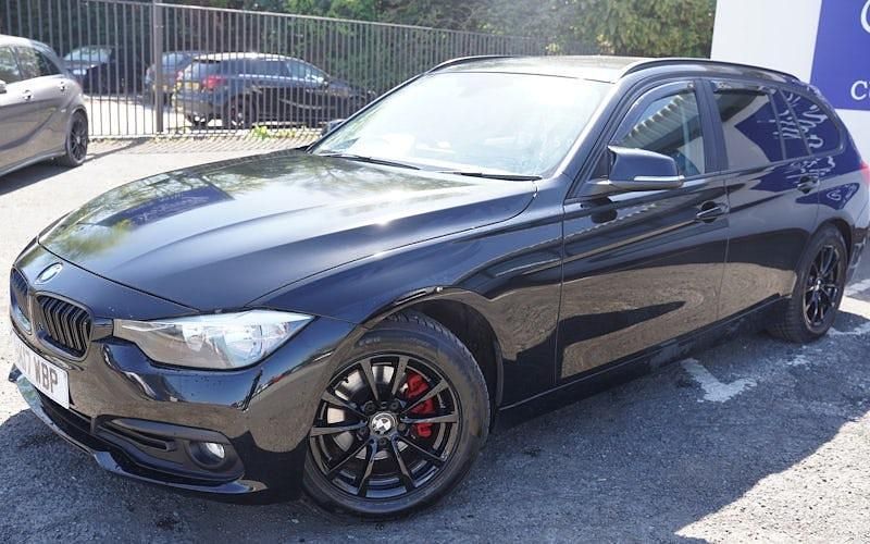 Begagnad BMW 320 Efficient Dynamics 163 HK (119 kW) 2019 Kombi