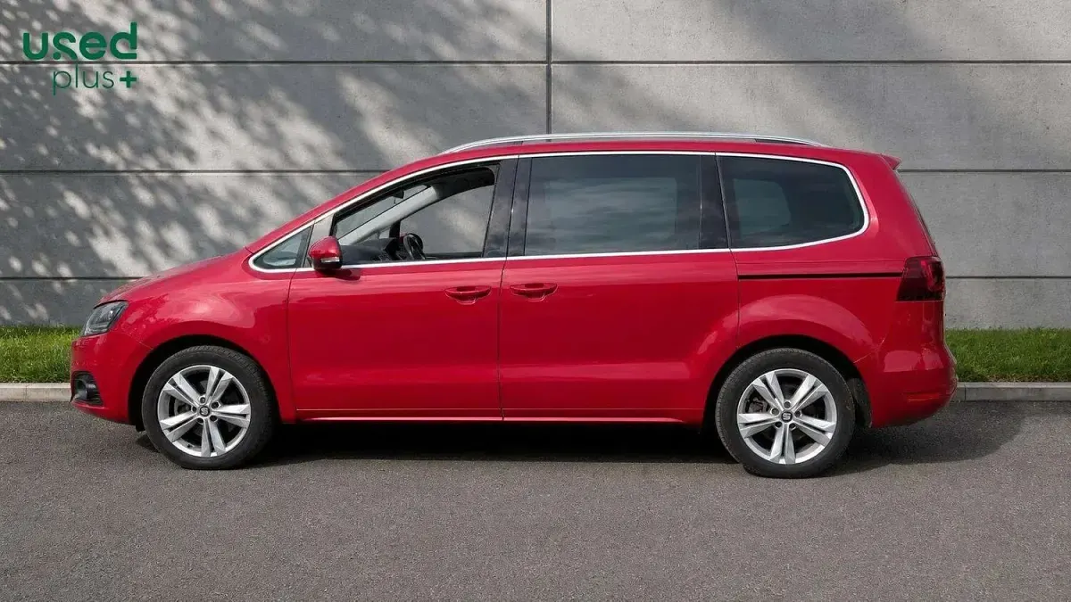 Used Seat Alhambra XCELLENCE 150 HP (110 kW) 2018 Red MPV
