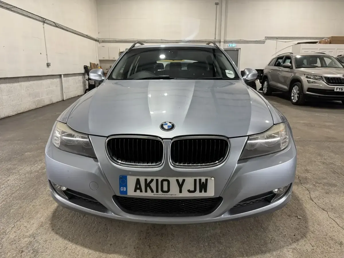Used BMW 318 Comfort Edition 2010 Blue Estate