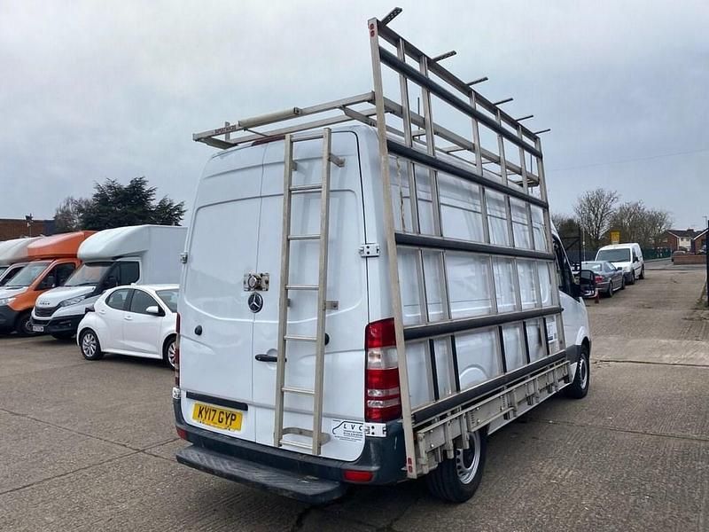 Usado Mercedes Sprinter 140 HP (102 kW) 2017 Branco Van