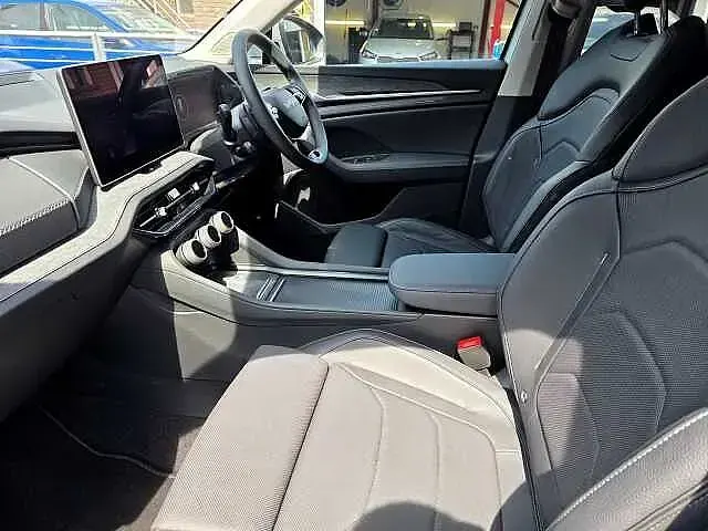 Used Skoda Kodiaq SE L 150 HP (110 kW) 2025 Brilliant silver metallic SUV