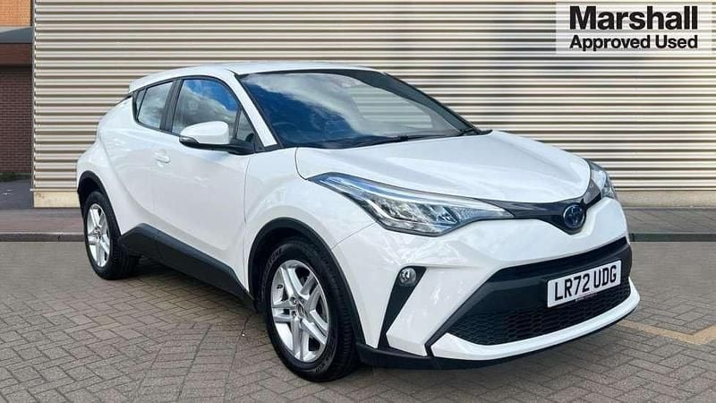 Solidpure white Used 2022 Toyota C-HR SUV | £18,150 (Good price) - Image 1/4