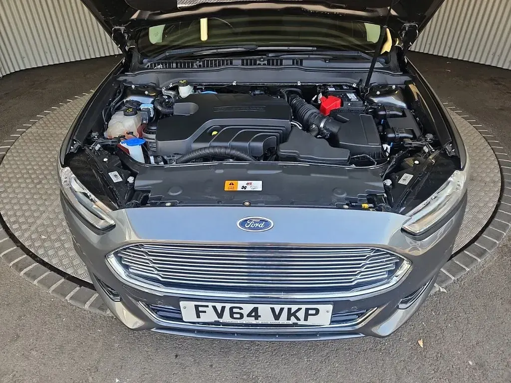 Used Ford Mondeo Titanium 150 HP (110 kW) 2015 Grey Hatchback