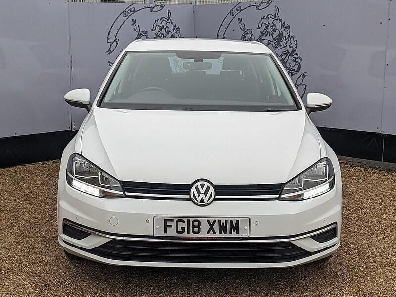 Used VW Golf VII SE 110 HP (80 kW) 2018 White Hatchback