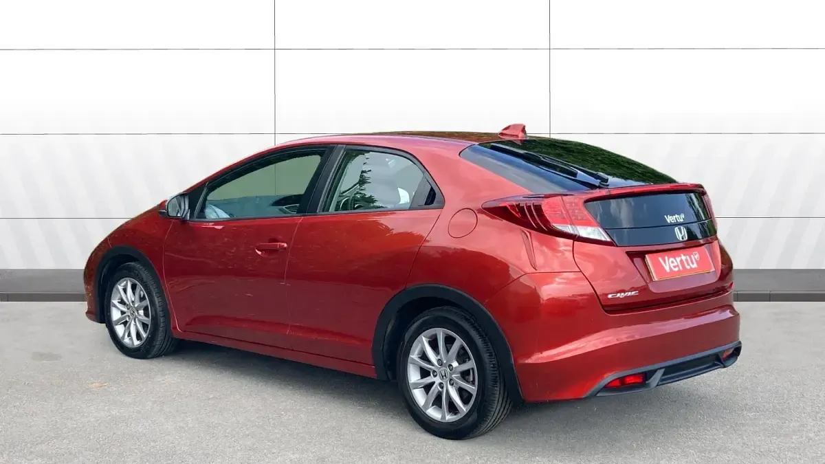 Used Honda Civic S 142 HP (104 kW) 2014 Red Hatchback