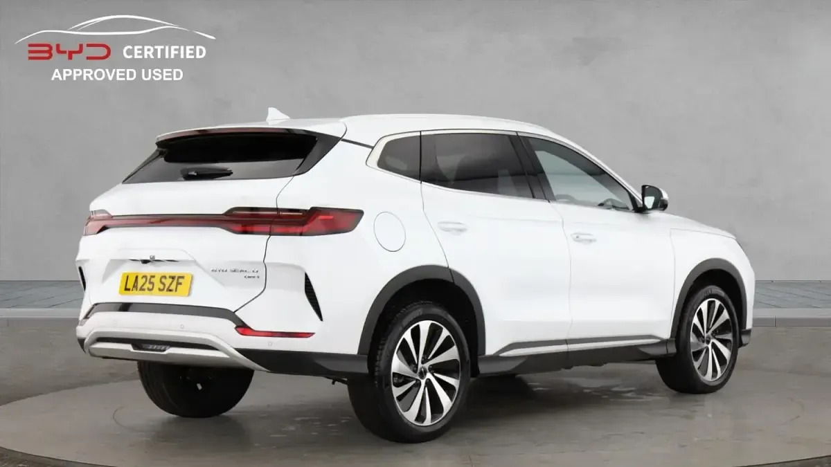 Used BYD Seal U Boost 218 HP (160 kW) 2025 White SUV