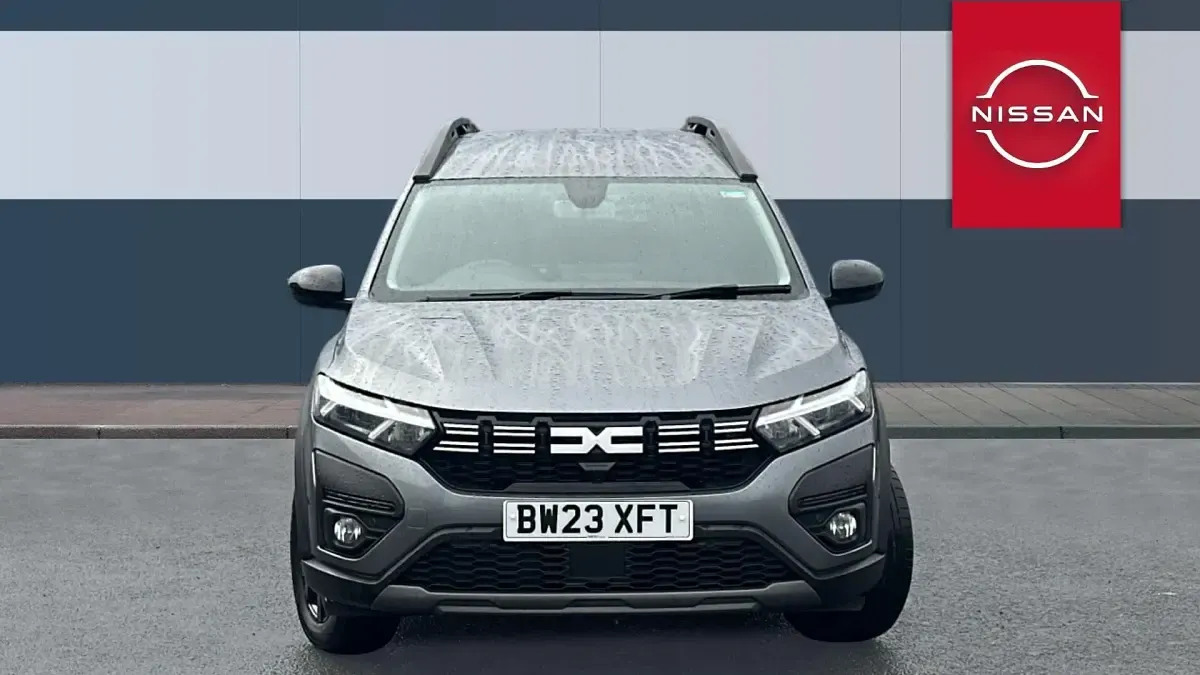 Second-hand Dacia Jogger Extreme 140 CP (102 kW) 2023 Gri Monovolum