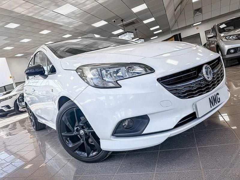 Used Vauxhall Corsa SRi 90 HP (66 kW) 2019 White Hatchback