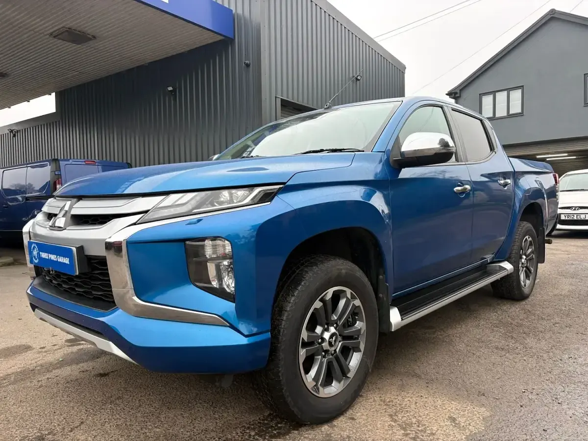 Used Mitsubishi L200 Warrior 150 HP (110 kW) 2021 Blue Pickup