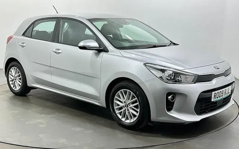 Used Kia Rio 99 HP (72 kW) 2020 Hatchback