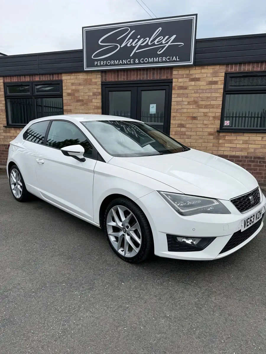 Used Seat Leon FR 2014 White Hatchback