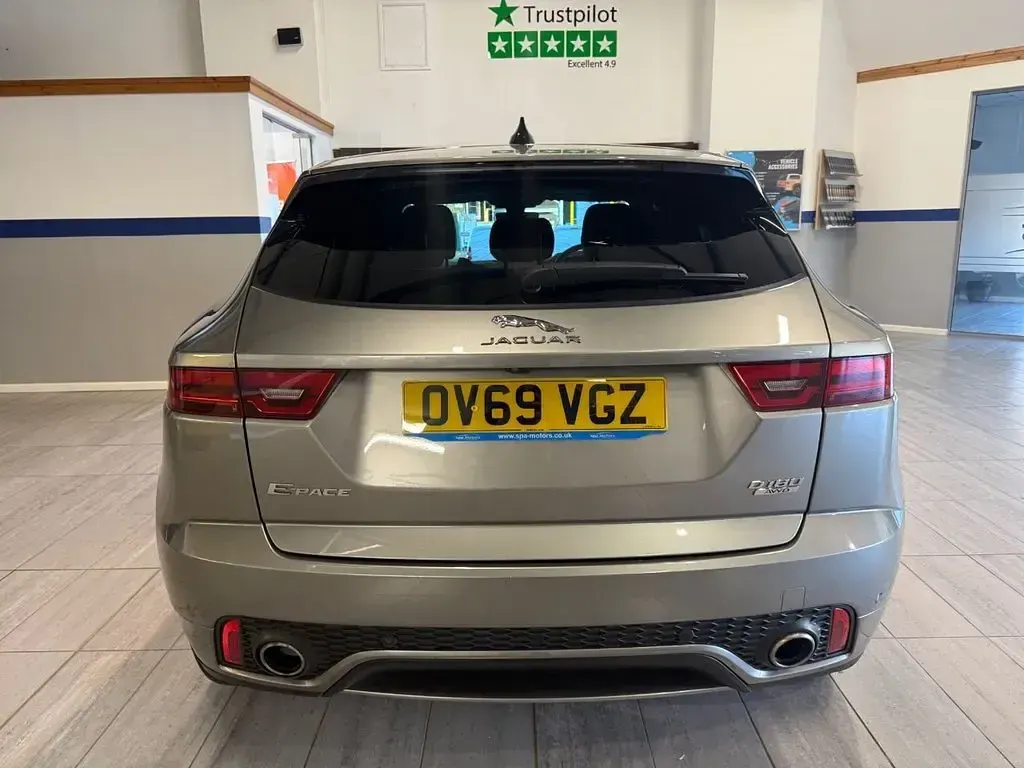 Used Jaguar E-Pace R-Dynamic 180 HP (132 kW) 2019 Silver SUV