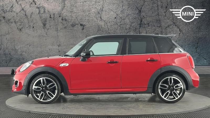Used Mini Cooper S Hatch 189 HP (139 kW) 2018 Red Hatchback