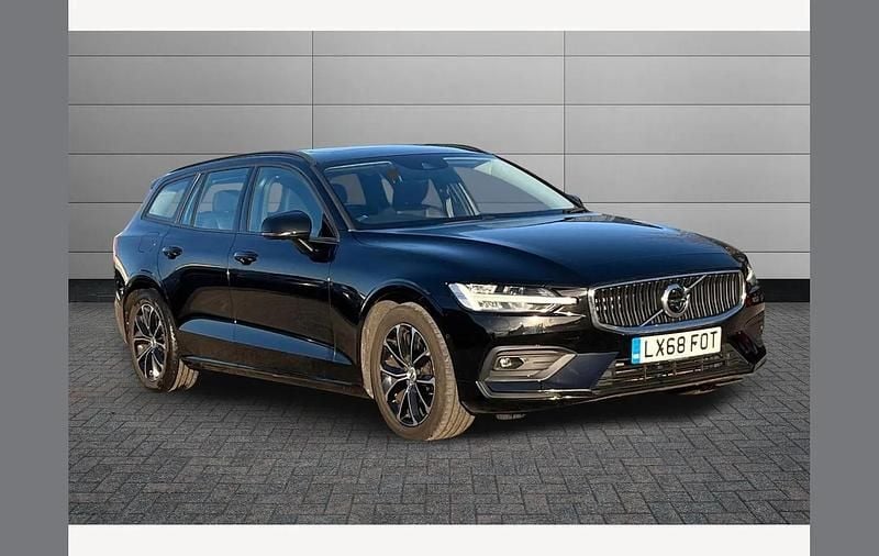 Black Used 2018 Volvo V60 Momentum Estate | £20,650 (Fair price) - Image 1/4