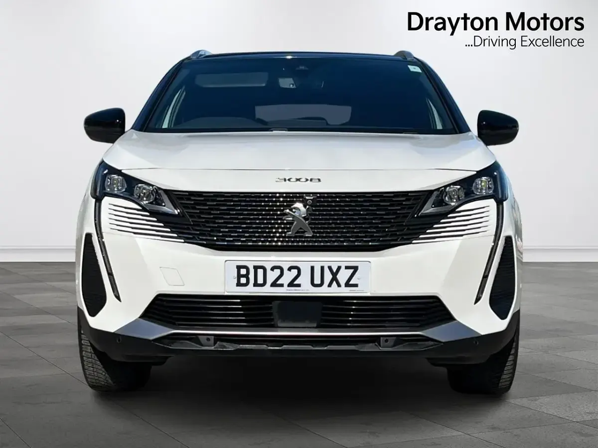 Second-hand Peugeot 3008 Premium 130 CP (95 kW) 2022 Alb SUV