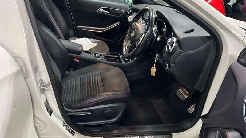 Used Mercedes GLA220 AMG line 2015 White SUV