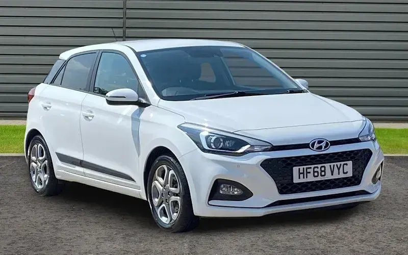 Used Hyundai i20 Premium 101 HP (74 kW) 2018 Hatchback