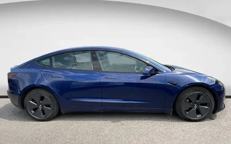 Used Tesla Model 3 Long Range AWD 366 kW (498 HP) 2022 Blue Sedan